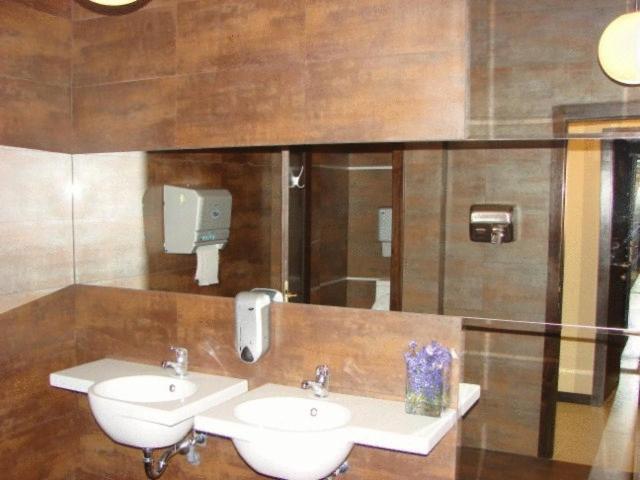 Griff Hotel Zalău Esterno foto