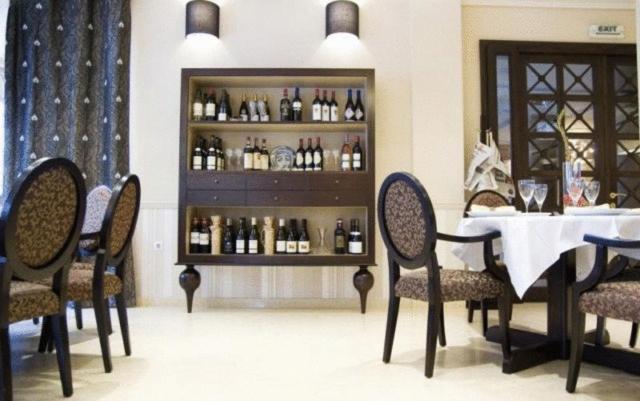 Griff Hotel Zalău Esterno foto